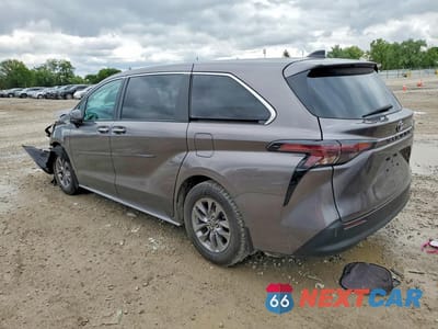 Drugie zdjęcie samochodu z przodu: 2023 TOYOTA SIENNA XLE VIN:5TDYRKEC9PS151577 - miniatura