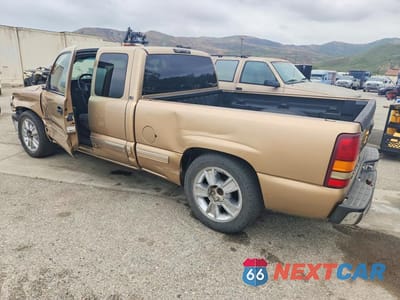 Drugie zdjęcie samochodu z przodu: 2001 CHEVROLET SILVERADO C1500 VIN:2GCEC19V411239266 - miniatura