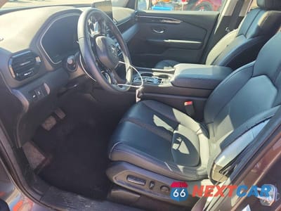 Zdjęcie 7 z 13 samochodu: 2025 HONDA PILOT TOURING VIN:5FNYG1H74SB127750 - miniatura