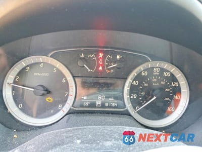 Zdjęcie 9 z 12 samochodu: 2014 NISSAN SENTRA SV VIN:3N1AB7AP9EY235225 - miniatura