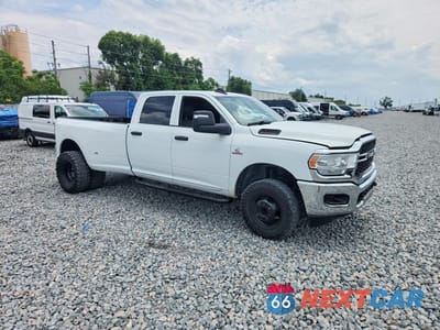 Czwarte zdjęcie samochodu z boku: 2023 RAM 2500 TRADESMAN VIN:3C6UR5CL0PG543078 - miniatura