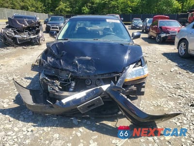 Piąte zdjęcie samochodu w środku: 2001 HONDA ACCORD EX VIN:1HGCG16581A078377 - miniatura