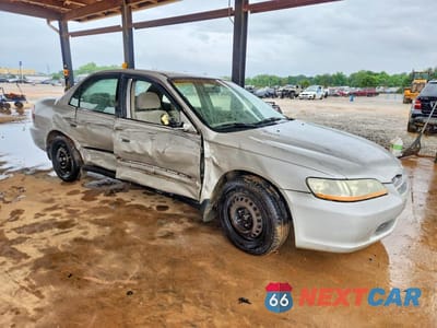 Czwarte zdjęcie samochodu z boku: 1999 HONDA ACCORD LX VIN:1HGCG5644XA034478 - miniatura
