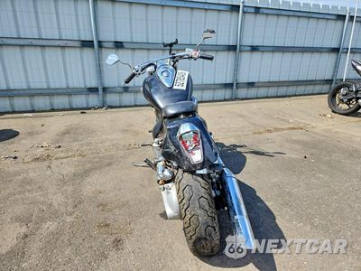 Czwarte zdjęcie samochodu z boku: 2006 HONDA VTX1300 C VIN:1HFSC55036A205794 - miniatura