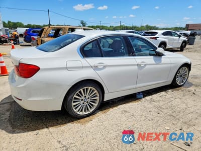 Trzecie zdjęcie samochodu z tyłu: 2013 BMW 328 XI SULEV VIN:WBA3B5C57DP539026 - miniatura