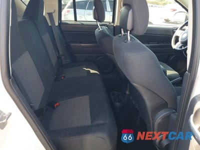 Zdjęcie 11 z 13 samochodu: 2011 JEEP COMPASS SPORT VIN:1J4NF1FB9BD212517 - miniatura