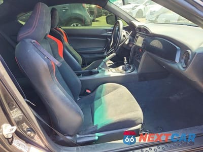 Zdjęcie 7 z 12 samochodu: 2013 SCION FR-S BASE VIN:JF1ZNAA1XD1731188 - miniatura