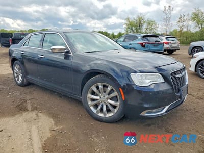 Czwarte zdjęcie samochodu z boku: 2016 CHRYSLER 300C VIN:2C3CCAKGXGH106485 - miniatura