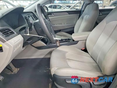 Zdjęcie 7 z 12 samochodu: 2016 HYUNDAI SONATA HYBRID SE VIN:KMHE24L14GA015595 - miniatura