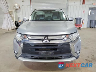 Piąte zdjęcie samochodu w środku: 2016 MITSUBISHI OUTLANDER SE VIN:JA4AZ3A38GZ012143 - miniatura
