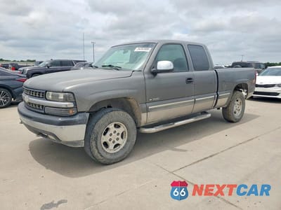 2002 CHEVROLET SILVERADO K1500 2GCEK19T121210133 - główne zdjęcie licytacji z USA - miniatura