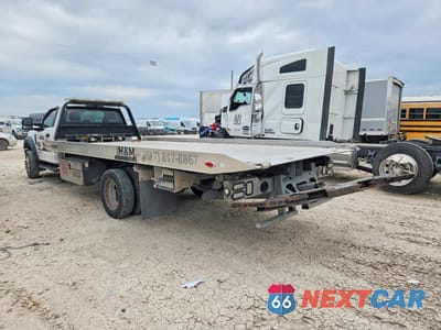 Drugie zdjęcie samochodu z przodu: 2019 FORD F550 SUPER DUTY VIN:1FDUF5HT4KDA08010 - miniatura