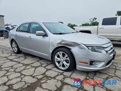 Czwarte zdjęcie samochodu z boku: 2012 FORD FUSION SE VIN:3FAHP0HA5CR396013 - miniatura