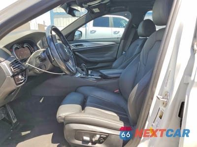 Zdjęcie 7 z 13 samochodu: 2019 BMW 530 I VIN:WBAJA5C57KWW11307 - miniatura