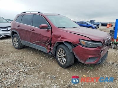 Czwarte zdjęcie samochodu z boku: 2019 JEEP CHEROKEE LATITUDE VIN:1C4PJLCB8KD296777 - miniatura