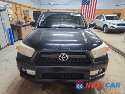 Piąte zdjęcie samochodu w środku: 2010 TOYOTA 4RUNNER SR5 VIN:JTEBU5JR4A5030769 - miniatura