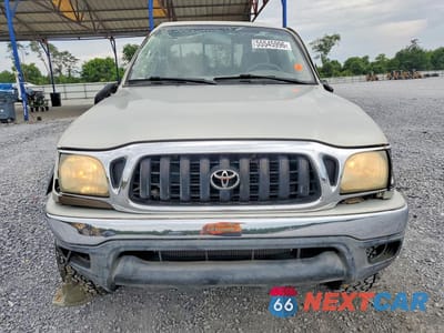 Piąte zdjęcie samochodu w środku: 2001 TOYOTA TACOMA XTRACAB PRERUNNER VIN:5TESN92N71Z879473 - miniatura