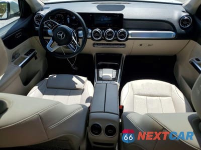 Zdjęcie 8 z 13 samochodu: 2022 MERCEDES-BENZ GLB 250 VIN:W1N4M4GB1NW246265 - miniatura