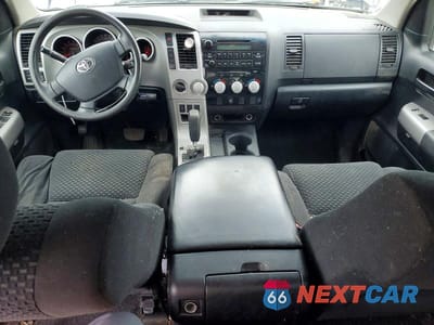 Zdjęcie 8 z 12 samochodu: 2008 TOYOTA TUNDRA GRADE VIN:5TBBV54158S502045 - miniatura
