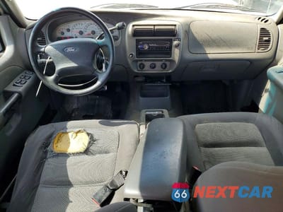 Zdjęcie 8 z 12 samochodu: 2005 FORD EXPLORER SPORT TRAC VIN:1FMZU67K85UB06813 - miniatura