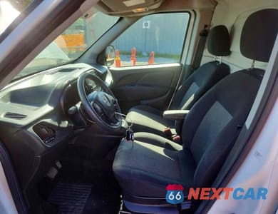 Zdjęcie 7 z 13 samochodu: 2022 RAM PROMASTER CITY TRADESMAN VIN:ZFBHRFAB9N6W68219 - miniatura