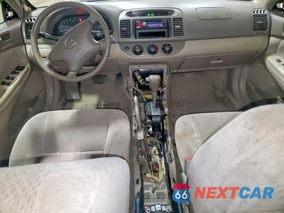 Zdjęcie 8 z 12 samochodu: 2003 TOYOTA CAMRY LE VIN:4T1BE32K73U222859 - miniatura