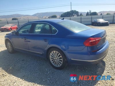 Drugie zdjęcie samochodu z przodu: 2016 VOLKSWAGEN PASSAT SE VIN:1VWBT7A39GC061726 - miniatura