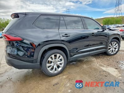 Trzecie zdjęcie samochodu z tyłu: 2026 TOYOTA GRAND HIGHLANDER HYBRID LIMITED VIN:5TDACAB54TS077160 - miniatura