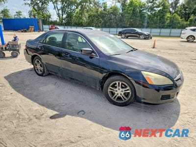 Czwarte zdjęcie samochodu z boku: 2007 HONDA ACCORD SE VIN:1HGCM56337A112278 - miniatura