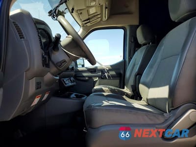 Zdjęcie 7 z 14 samochodu: 2016 NISSAN NV 3500 HD SV VIN:1N6AF0LY1GN817377 - miniatura