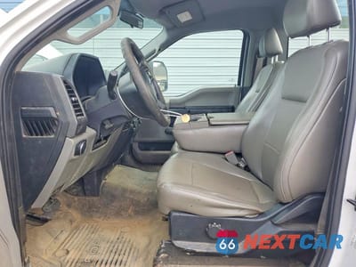 Zdjęcie 7 z 13 samochodu: 2019 FORD F250 SUPER DUTY VIN:1FTBF2A64KEC41023 - miniatura