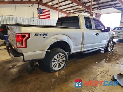 Trzecie zdjęcie samochodu z tyłu: 2017 FORD F150 SUPER CAB VIN:1FTEX1EP0HFC00690 - miniatura