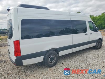 Trzecie zdjęcie samochodu z tyłu: 2026 MERCEDES-BENZ SPRINTER 2500 VIN:W1Z4KGHY6TT608114 - miniatura