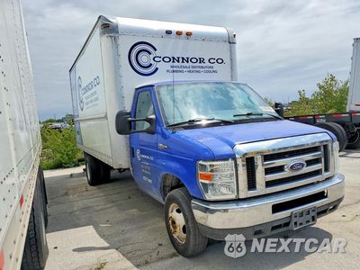 Czwarte zdjęcie samochodu z boku: 2016 FORD E450 BOX TRUCK VIN:1FDWE4FLXGDC07725 - miniatura