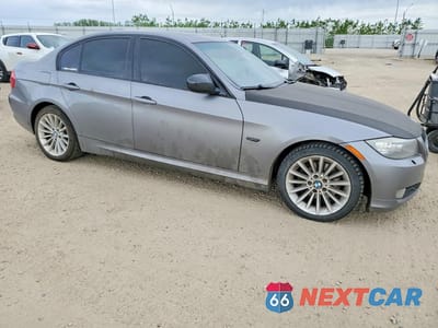 Czwarte zdjęcie samochodu z boku: 2009 BMW 328 XI VIN:WBAPK73509A449496 - miniatura