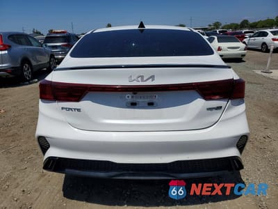 Zdjęcie 6 z 12 samochodu: 2023 KIA FORTE GT-LINE VIN:3KPF54AD1PE660991 - miniatura