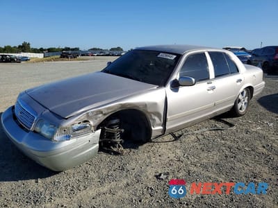 2011 FORD CROWN VICTORIA LX 2FABP7EV8BX127154 - główne zdjęcie licytacji z USA - miniatura