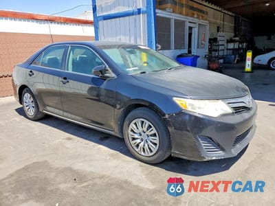 Czwarte zdjęcie samochodu z boku: 2012 TOYOTA CAMRY VIN:4T4BF1FKXCR200078 - miniatura