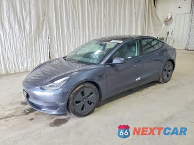 2021 TESLA MODEL 3 5YJ3E1EB4MF858013 - główne zdjęcie licytacji z USA - miniatura