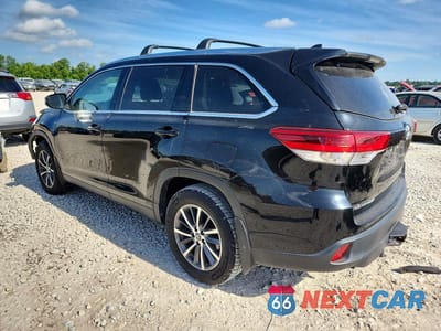 Drugie zdjęcie samochodu z przodu: 2019 TOYOTA HIGHLANDER XLE VIN:5TDJZRFH7KS583274 - miniatura