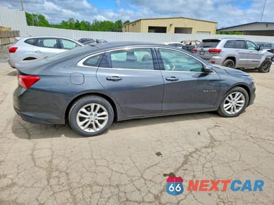 Trzecie zdjęcie samochodu z tyłu: 2017 CHEVROLET MALIBU LT VIN:1G1ZE5ST8HF104654 - miniatura