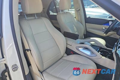 Piąte zdjęcie samochodu w środku: 2020 MERCEDES-BENZ GLE 350 VIN:4JGFB4JB2LA111252 - miniatura