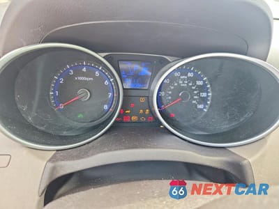 Zdjęcie 9 z 13 samochodu: 2014 HYUNDAI TUCSON GLS VIN:KM8JT3AF7EU803903 - miniatura