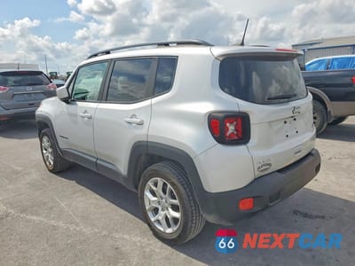 Drugie zdjęcie samochodu z przodu: 2018 JEEP RENEGADE LATITUDE VIN:ZACCJBBB7JPJ21525 - miniatura