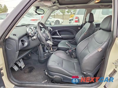 Zdjęcie 7 z 12 samochodu: 2005 MINI COOPER S VIN:WMWRE33455TD92763 - miniatura