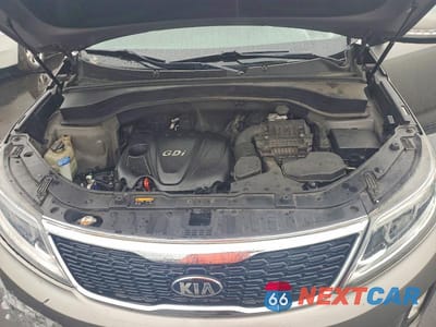 Zdjęcie 11 z 12 samochodu: 2015 KIA SORENTO LX VIN:5XYKTCA69FG631868 - miniatura