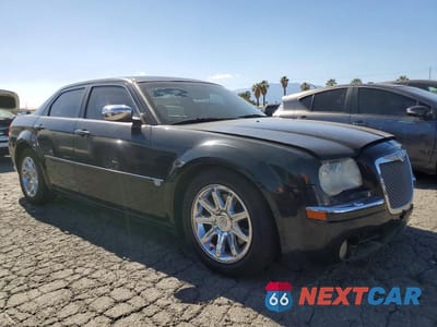 Czwarte zdjęcie samochodu z boku: 2006 CHRYSLER 300C VIN:2C3LA63H46H226632 - miniatura