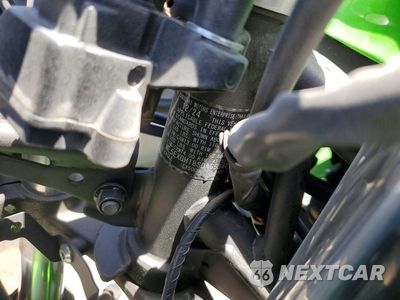 Zdjęcie 8 z 8 samochodu: 2025 KAWASAKI EX500 H VIN:ML5EXGH18SDA55344 - miniatura