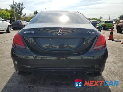 Zdjęcie 6 z 13 samochodu: 2019 MERCEDES-BENZ C 63 AMG VIN:55SWF8GB1KU309297 - miniatura