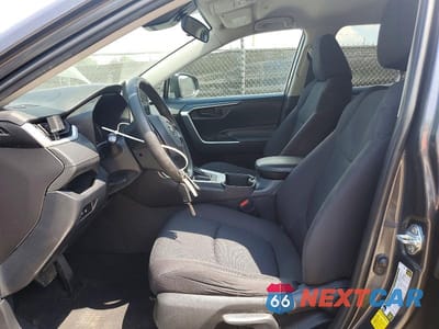 Zdjęcie 10 z 14 samochodu: 2023 TOYOTA RAV4 LE VIN:2T3H1RFV8PC237852 - miniatura